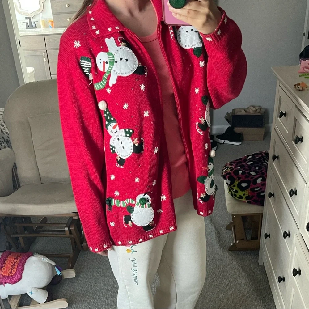 Vintage Christmas Sweater - Picture 4 of 5